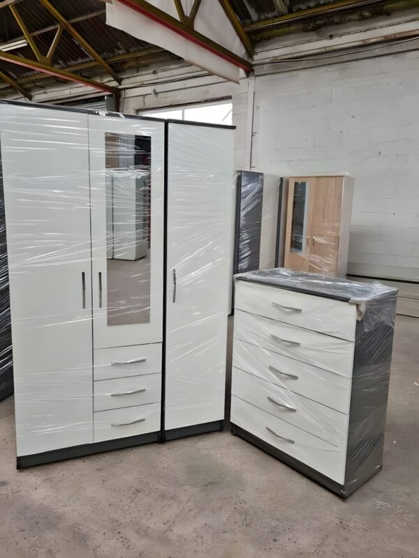 White & Black 3 Door Wardrobe 184×114×50 cm | WardrobeFRUK